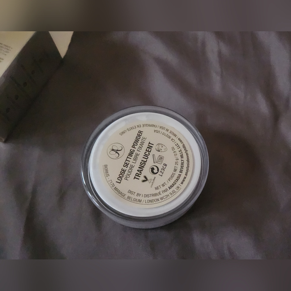 Loose Powder - Picture 3 of 3